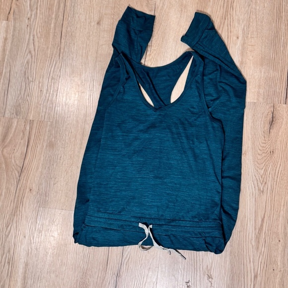 Vuori Women's Playsuit/Romper Sleeveless size Small - Picture 3 of 4